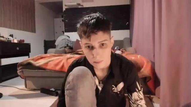 Image 6 of nikistarq Stream on Chaturbate on 16 months ago