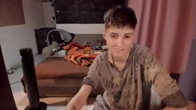 Image 2 of nikistarq Stream on Chaturbate on 13 months ago