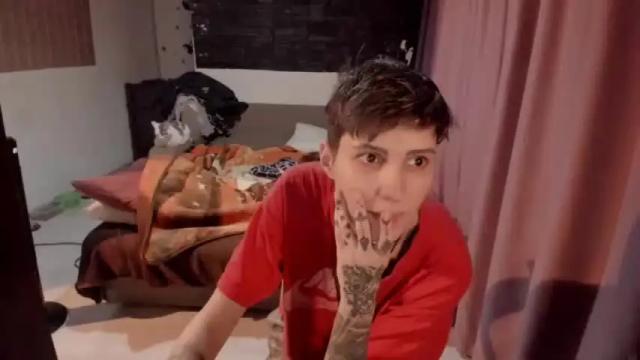 Image 7 of nikistarq Stream on Chaturbate on 14 months ago