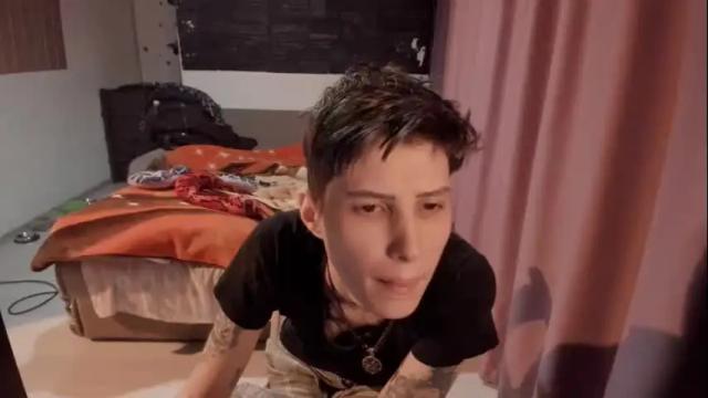 Image 12 of nikistarq Stream on Chaturbate on 12 months ago