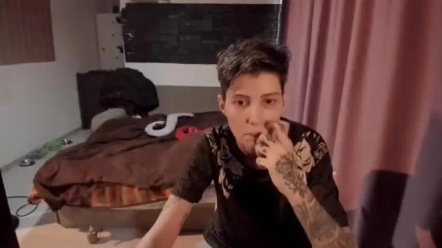 Image 12 of nikistarq Stream on Chaturbate on 12 months ago