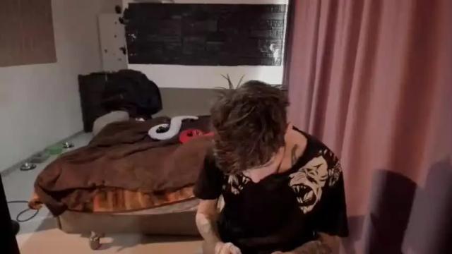 Image 7 of nikistarq Stream on Chaturbate on 12 months ago