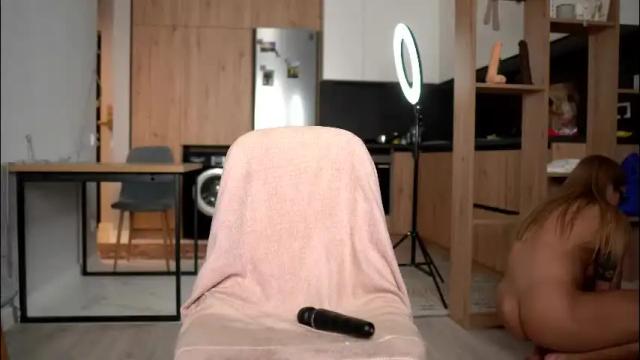 Image 12 of nikitakarma Stream on Chaturbate on 1 month ago