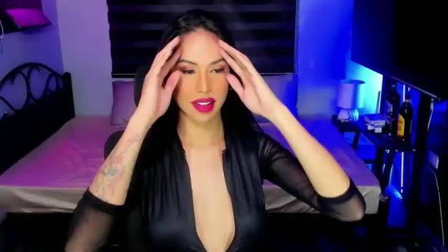 Image 4 of nikitanormanson25 Stream on Chaturbate on 18 days ago