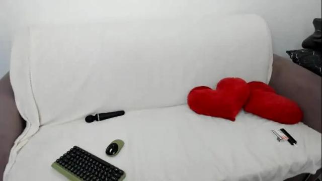 Image 2 of nikki000cool Stream on Chaturbate on 1 month ago