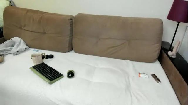 Image 10 of nikki000cool Stream on Chaturbate on 29 days ago