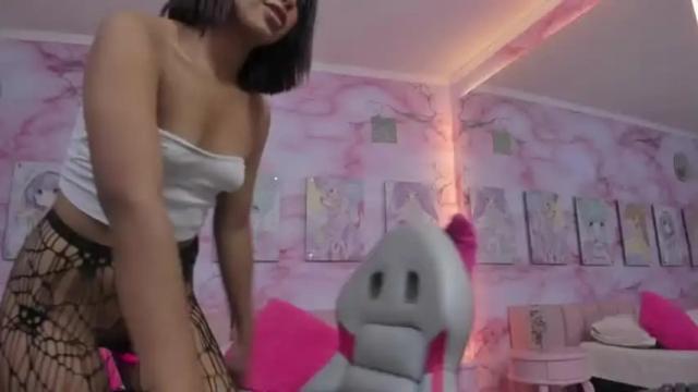 Image 4 of nikki__naughty Stream on Chaturbate on 14 months ago