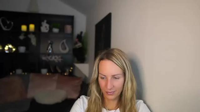 Image 10 of nikki__sexx__ Stream on Chaturbate on 19 months ago