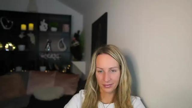 Image 8 of nikki__sexx__ Stream on Chaturbate on 19 months ago