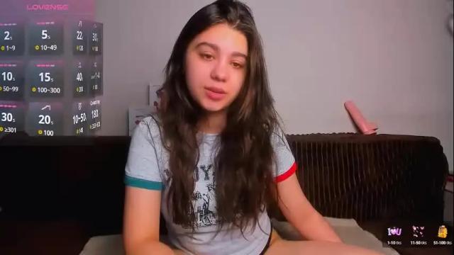 Image 12 of nikki_bloomz Stream on Chaturbate on 1 month ago