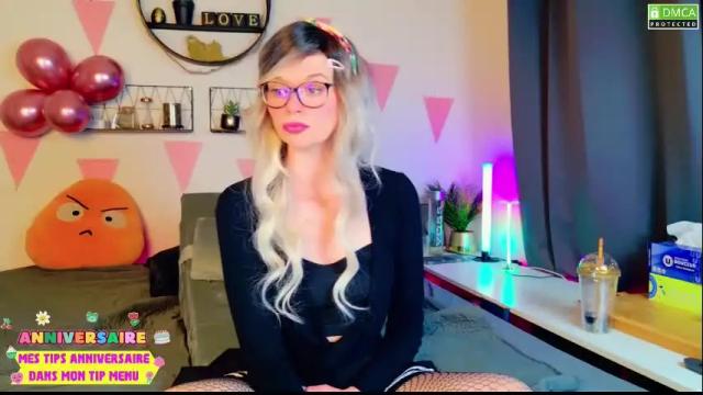 Image 12 of nikki_goldberg Stream on Chaturbate on 1 day ago