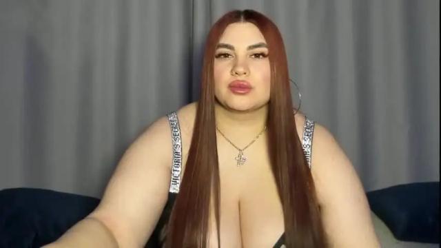 Image 3 of nikki_kardashian Stream on Chaturbate on 14 months ago