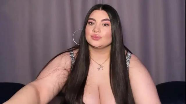 Image 7 of nikki_kardashian Stream on Chaturbate on 16 months ago