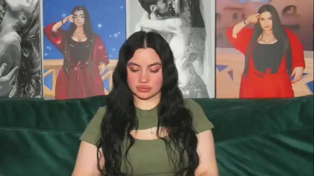 Image 8 of nikki_kardashian Stream on Chaturbate on 4 days ago