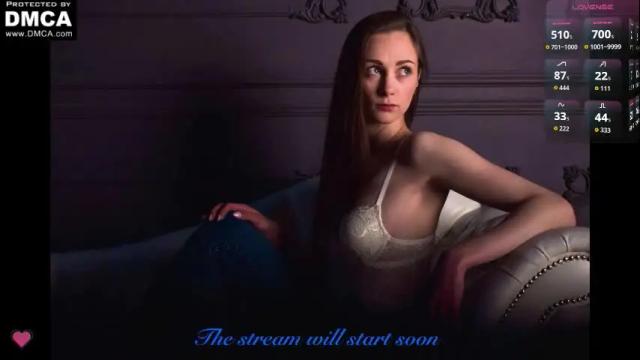 Image 4 of nikki_maks Stream on Chaturbate on 1 month ago