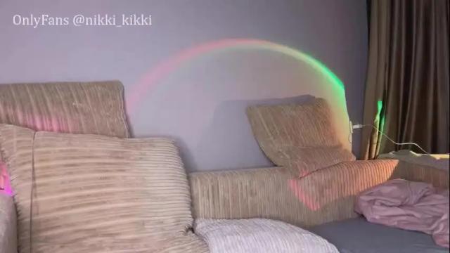 Image 2 of nikki_whatever Stream on Chaturbate on 2 months ago