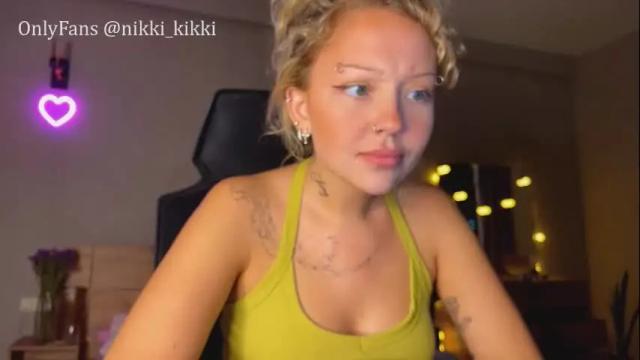 Image 8 of nikki_whatever Stream on Chaturbate on 3 months ago