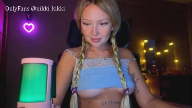 Thumbnail 1, nikki_whatever's Stream at Chaturbate, 3 months ago