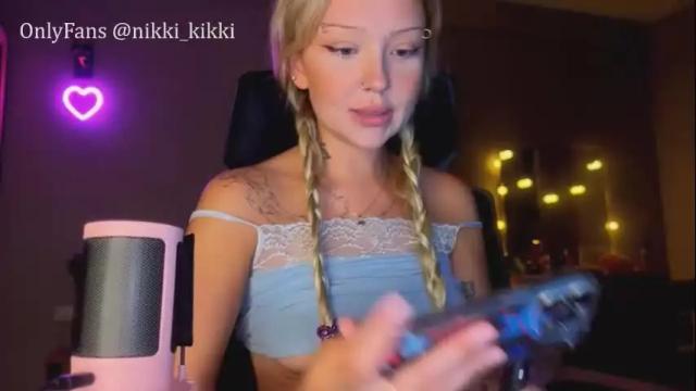 Image 7 of nikki_whatever Stream on Chaturbate on 3 months ago