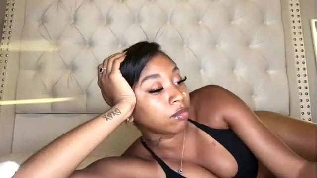 Image 6 of nikkib333 Stream on Chaturbate on 17 days ago