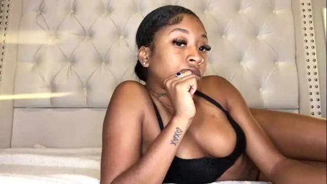 Image 7 of nikkib333 Stream on Chaturbate on 3 days ago