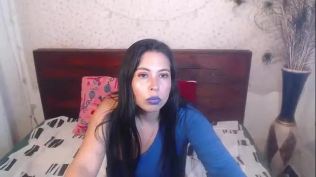 Image 12 of nikkiemilky Stream on Chaturbate on 3 months ago