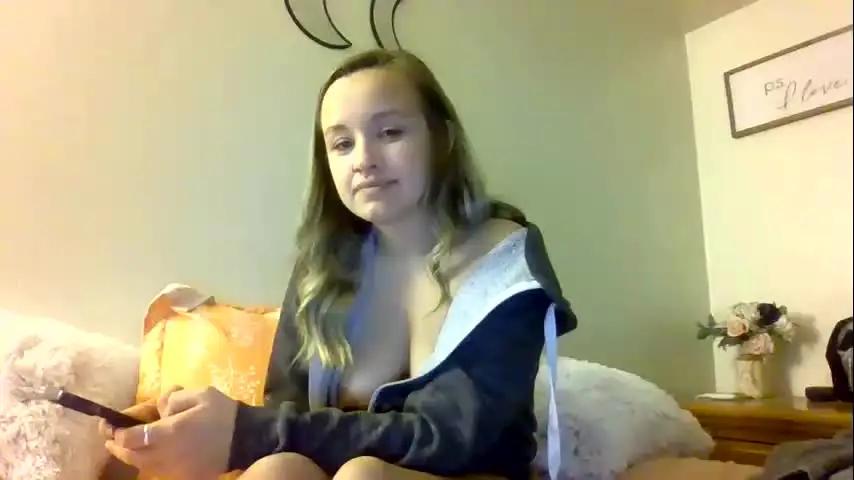 nikkiiiiamber Chaturbate