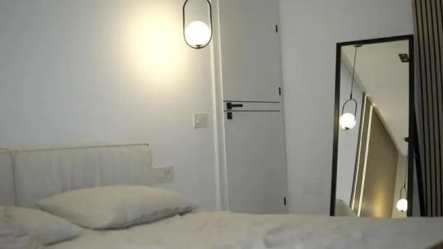 Image 4 of nikkimagic Stream on Chaturbate on 3 months ago