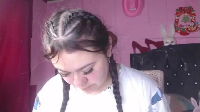 Image 2 of nikkirous_ Stream on Chaturbate on 1 month ago