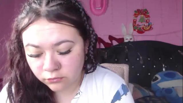Image 8 of nikkirous_ Stream on Chaturbate on 1 month ago