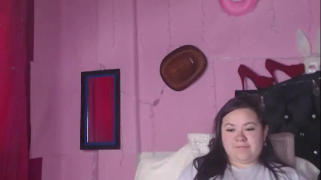 Image 4 of nikkirous_ Stream on Chaturbate on 1 month ago