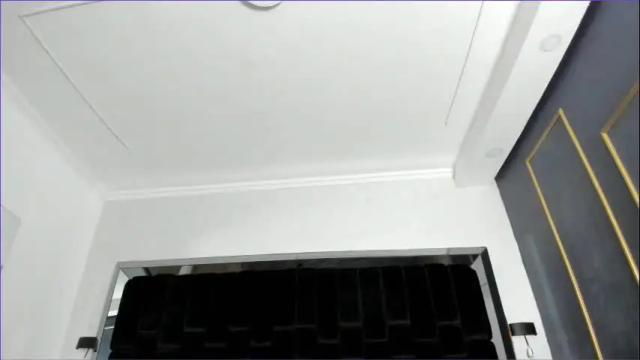 Image 7 of nikkysmiith Stream on Chaturbate on 2 months ago