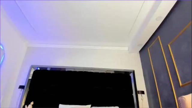 Image 6 of nikkysmiith Stream on Chaturbate on 1 month ago