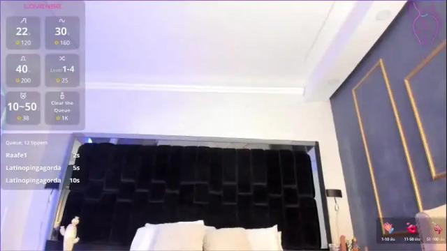 Image 11 of nikkysmiith Stream on Chaturbate on 1 month ago