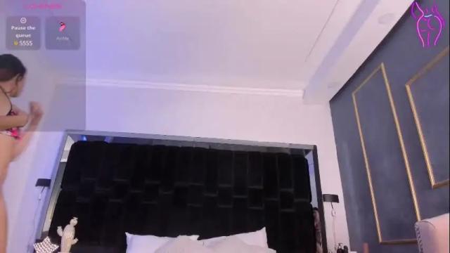 Image 6 of nikkysmiith Stream on Chaturbate on 25 days ago