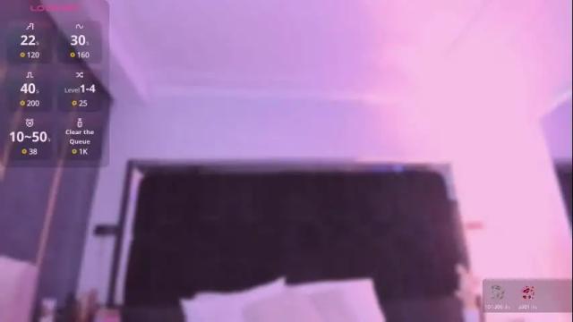 Image 8 of nikkysmiith Stream on Chaturbate on 15 hours ago