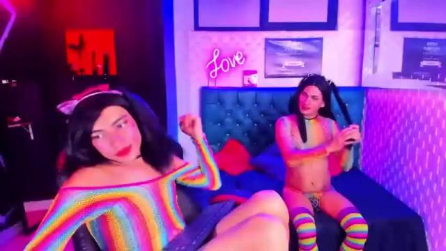Image 10 of nikol_and_max Stream on Chaturbate on 22 months ago