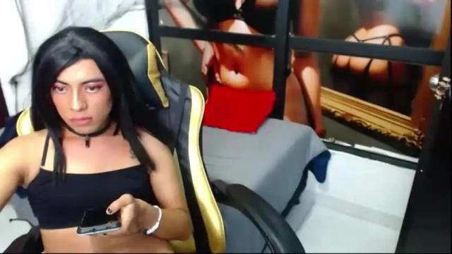 Image 4 of nikol_and_max Stream on Chaturbate on 21 months ago