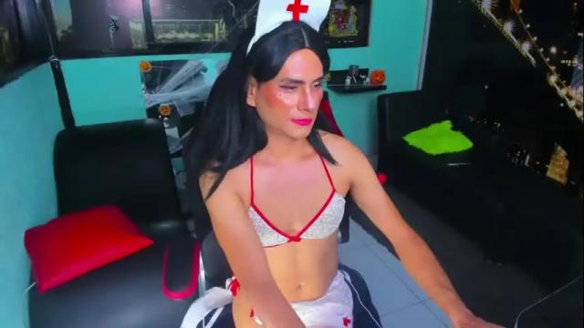 Image 4 of nikol_and_max Stream on Chaturbate on 21 months ago