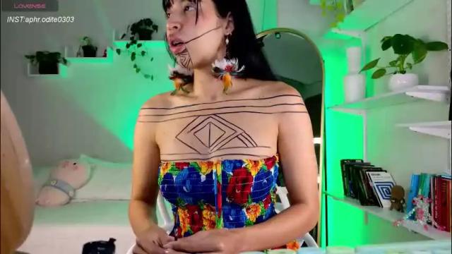 Image 8 of nikol_je Stream on Chaturbate on 1 month ago