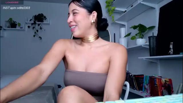 Image 10 of nikol_je Stream on Chaturbate on 29 days ago
