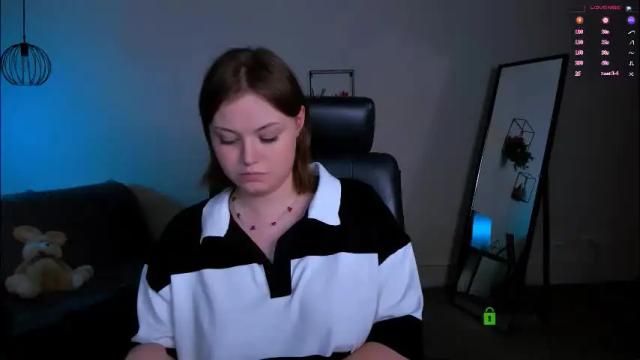Image 8 of nikol_kitt Stream on Chaturbate on 2 months ago