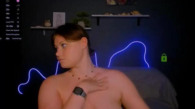 Image 3 of nikol_kitt Stream on Chaturbate on 1 month ago