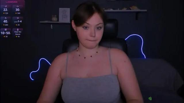Image 2 of nikol_kitt Stream on Chaturbate on 1 month ago