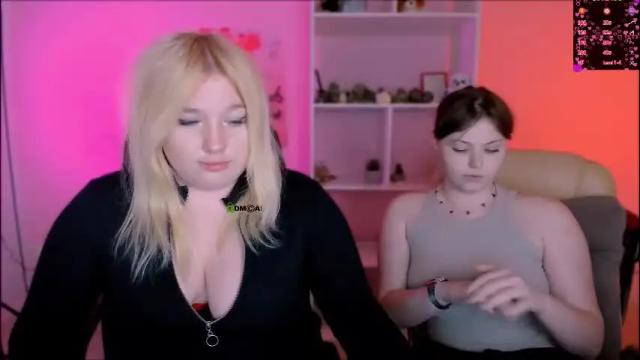 Image 4 of nikol_kitt Stream on Chaturbate on 1 month ago