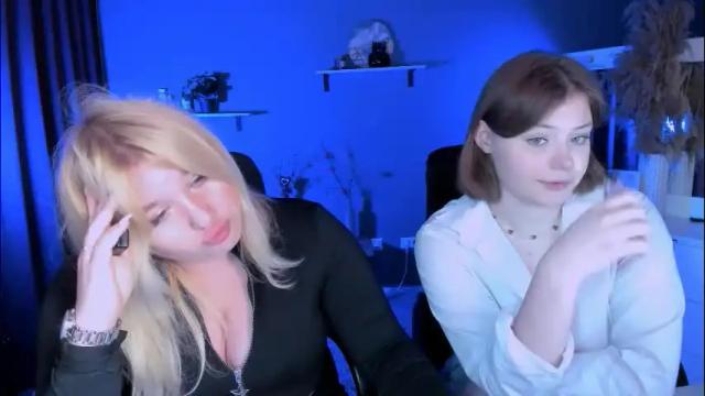 Image 3 of nikol_kitt Stream on Chaturbate on 1 month ago