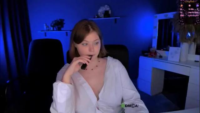 Image 7 of nikol_kitt Stream on Chaturbate on 1 month ago