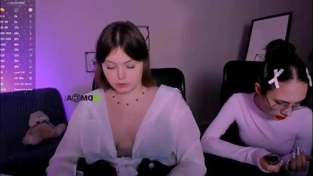 Image 6 of nikol_kitt Stream on Chaturbate on 24 days ago
