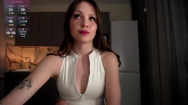 Image 12 of nikole_main Stream on Chaturbate on 1 month ago