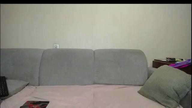Image 7 of nikolettared Stream on Chaturbate on 1 month ago